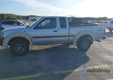 2002 Nissan Frontier Desert Runner Xe-V6 z USA, uszkodzony, nr VIN 1N6ED26T92C309780